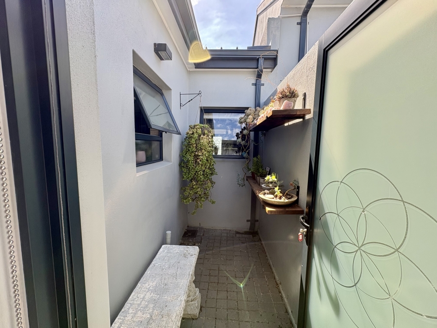 3 Bedroom Property for Sale in Sandown Western Cape